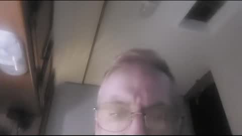 Snapshot of hanks416441 chatting on October 23, 6:23 am hanks416441 online show from October 23, 6:23 am