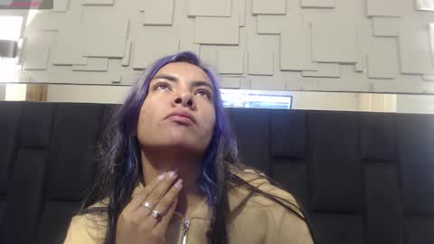 Hanna online show from December 4, 11:30 am