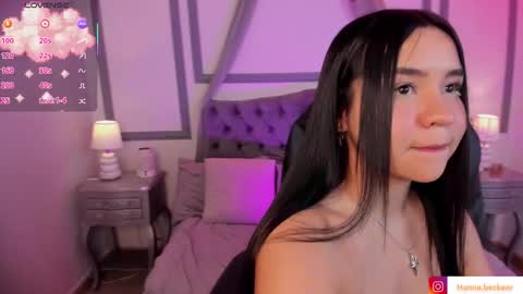 hanna  online show from February 10, 10:14 pm