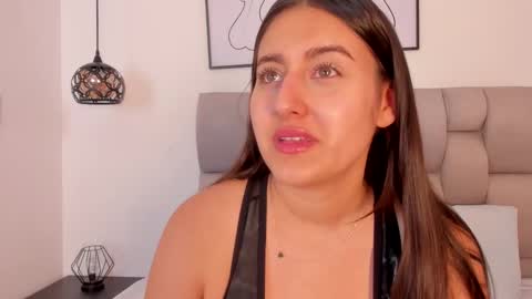 Snapshot of hanna__evans_ chatting on October 22, 12:49 pm hanna__evans_ online show from October 22, 12:49 pm