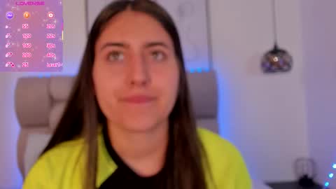 hanna__evans_ online show from January 9, 12:08 pm