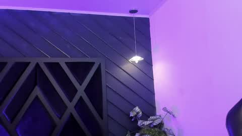 HANNA BECKER online show from February 12, 11:16 am