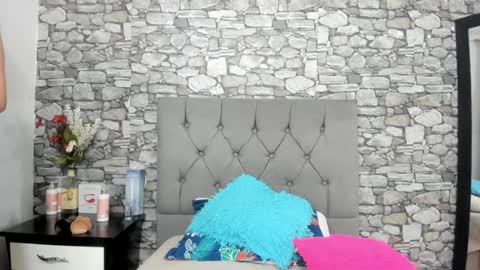 Snapshot of hanna_bell11 chatting on January 16, 2:41 am Hanna online show from January 16, 2:41 am