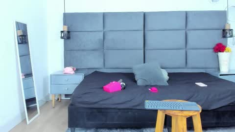 Snapshot of hanna_castro chatting on November 27, 4:09 pm Hanna Castro online show from November 27, 4:09 pm