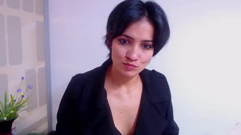 Sara online show from February 26, 5:17 pm