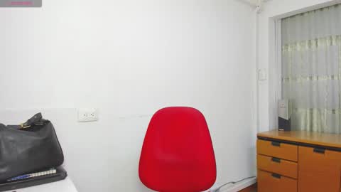 Sara online show from October 6, 7:44 pm