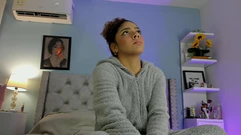 HANNA  online show from January 19, 2:47 am