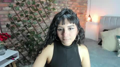 Snapshot of hanna_clark__ chatting on April 28, 12:21 pm Hanna clark online show from April 28, 12:21 pm