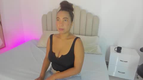 Hanna online show from March 25, 10:21 am