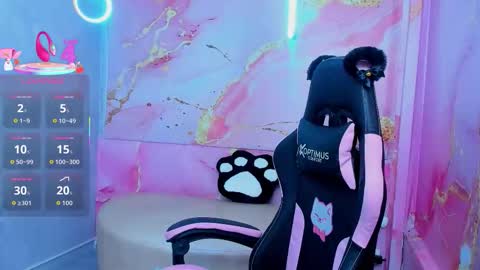 Hanna online show from November 18, 6:45 pm