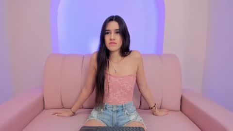 Snapshot of hanna_foxi chatting on July 4, 12:22 pm Hanna Foxi online show from July 4, 12:22 pm