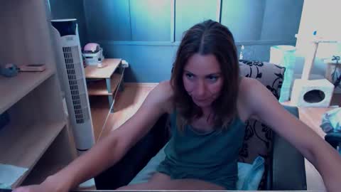 Snapshot of hanna_ha chatting on June 10, 12:26 pm hanna_ha online show from June 10, 12:26 pm