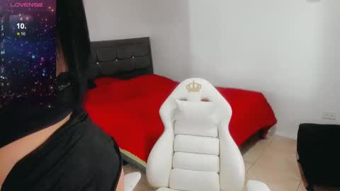 Snapshot of hanna_hottxx chatting on February 12, 1:41 am hanna_hottxx online show from February 12, 1:41 am