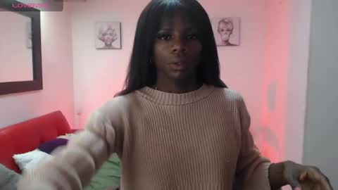 hanna_lamber online show from April 18, 11:47 am