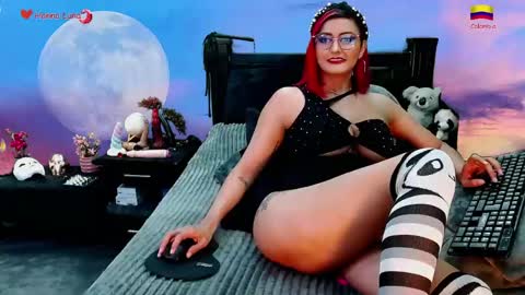 Snapshot of hanna_luna chatting on May 7, 8:42 am Hanna online show from May 7, 8:42 am