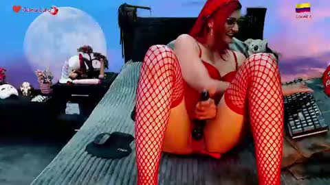 Snapshot of hanna_luna chatting on June 17, 8:39 am Hanna online show from June 17, 8:39 am
