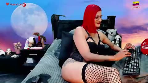 Snapshot of hanna_luna chatting on June 22, 8:44 am Hanna online show from June 22, 8:44 am