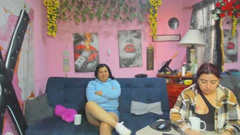 Snapshot of hanna_mature01 chatting on April 27, 12:03 pm Hanna online show from April 27, 12:03 pm
