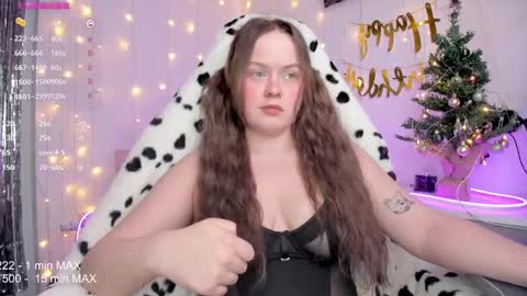 Snapshot of hanna_montanas chatting on December 23, 3:01 pm hanna montanas online show from December 23, 3:01 pm