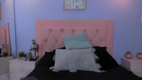 Hanna  online show from June 28, 3:12 am