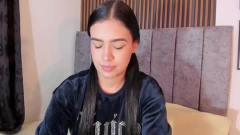 Snapshot of hanna_risso chatting on December 2, 6:10 pm HANNA online show from December 2, 6:10 pm