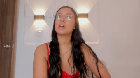 HANNA online show from April 21, 6:12 pm