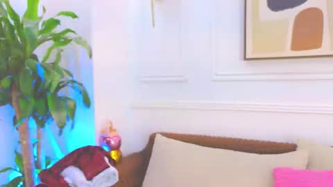 Snapshot of hanna_squirt_1 chatting on June 20, 10:40 am HANNA SOFIA online show from June 20, 10:40 am
