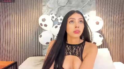 Snapshot of hanna_stell chatting on June 26, 11:47 am Hanna S online show from June 26, 11:47 am