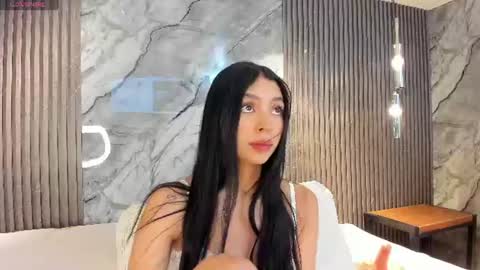 Snapshot of hanna_stell chatting on July 21, 11:45 am Hanna S online show from July 21, 11:45 am