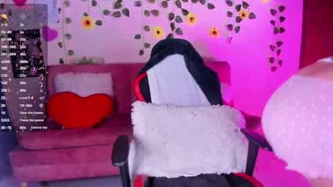 Hanna online show from March 18, 2:04 am