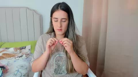 Hanna online show from October 30, 4:52 pm