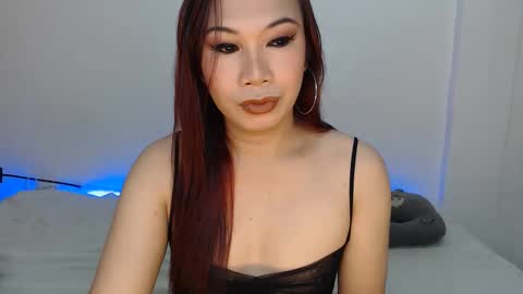 Hannah online show from October 3, 2:52 am