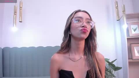 Snapshot of hannacarttier_ chatting on June 22, 12:35 pm Hanna Carttier online show from June 22, 12:35 pm
