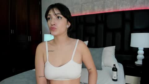 HannaDawsons online show from December 18, 12:40 pm