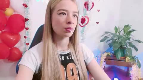 Hannah 027 online show from September 24, 1:14 pm