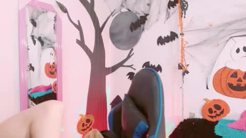 Hannah 027 online show from October 23, 10:36 am