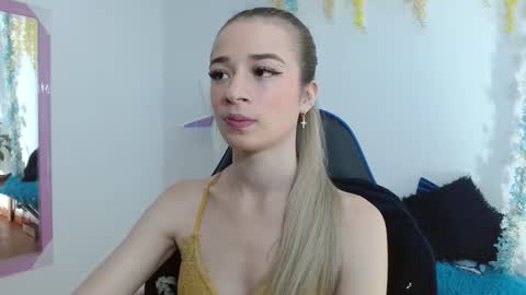 Hannah 027 online show from January 8, 3:31 am