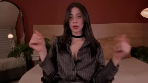 Hannah online show from November 12, 11:14 pm