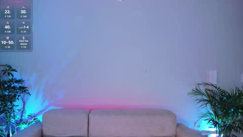 Hannah online show from October 18, 4:37 am