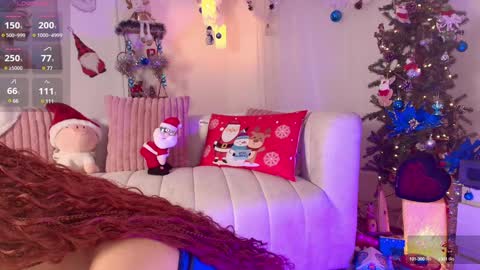 hannah_lovee online show from December 12, 4:04 am