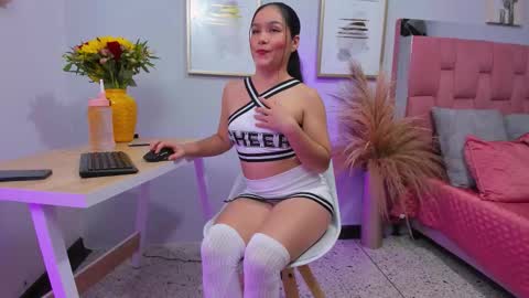 Maira online show from October 10, 8:19 pm