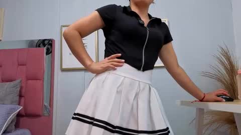 Maira online show from March 9, 8:24 pm