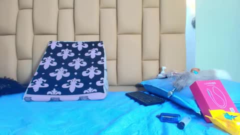 hannah_teehn online show from October 14, 7:36 pm