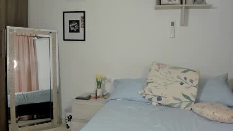 Snapshot of hannah_william chatting on January 16, 9:08 pm Hannah online show from January 16, 9:08 pm