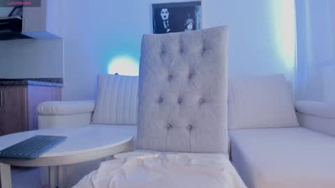 Snapshot of hannahdavisx chatting on January 14, 2:53 pm Hannah online show from January 14, 2:53 pm