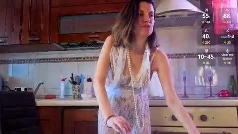 Hannah online show from July 28, 11:17 am
