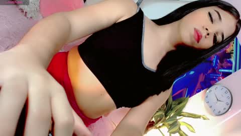 hannahsmit_ online show from December 29, 10:47 pm