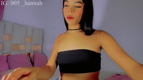 hannahsmit_ online show from November 30, 10:52 am