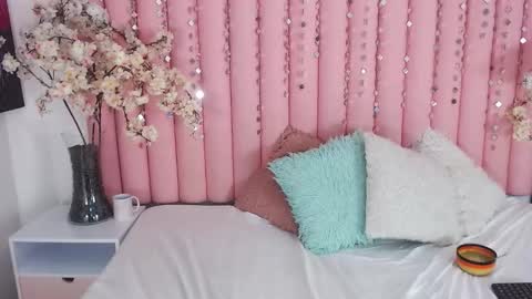 Hanna Venza online show from March 6, 12:18 am