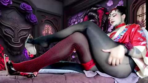 Snapshot of hannalicious4u chatting on March 11, 1:05 am FOLLOW ME INTA MOONXMAFE online show from March 11, 1:05 am